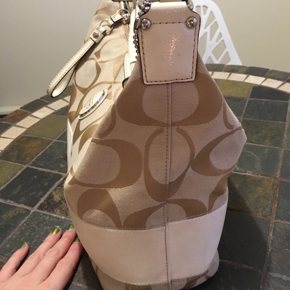 Coach Purse - Picture 3 of 8